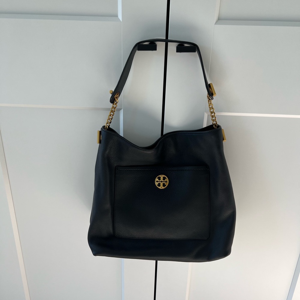 Tory Burch Black Chelsea Chain Hobo - Picture 5 of 17